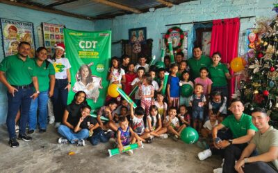 Mi Banco y el Banco Arquidiocesano de Alimentos realizaron entrega de regalos a 50 niños de la Fundación San José
