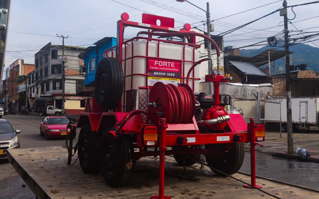 Banco Arquidiocesano de Alimentos de Ibagué adquiere motobomba para apoyar el combate de incendios forestales en el Tolima